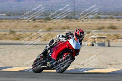 media/Jan-09-2022-SoCal Trackdays (Sun) [[2b1fec8404]]/Turn 11 (935am)/